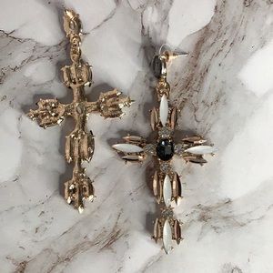 NEW Rhinestone cross earrings. Black and Gold